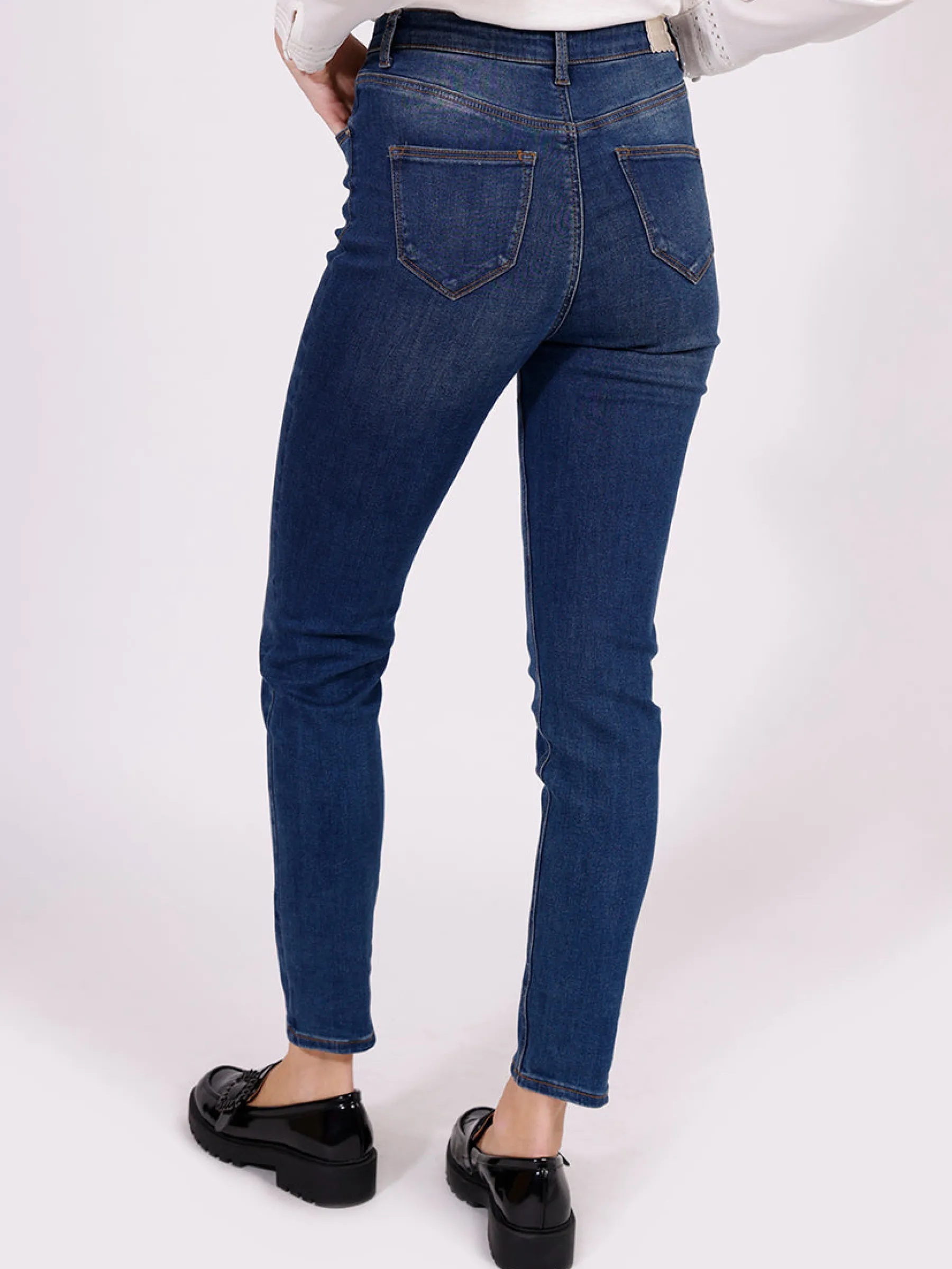 jean_gwina_3.webp NAF NAF Jean Gwina