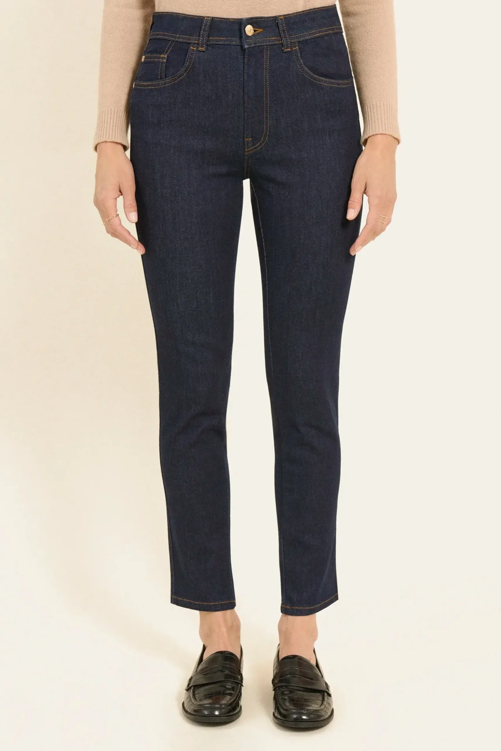 pantalon_rosa_slim_1.webp NAF NAF Pantalon Rosa Slim